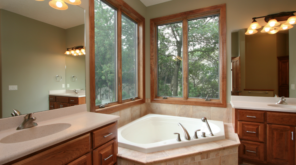 Frameless vs Framed Shower Doors: Which is Better?