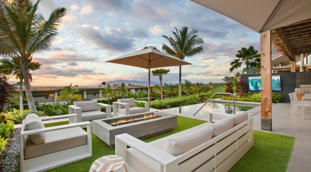 How to Design an Outdoor Living Space in Tampa