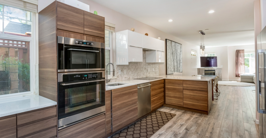 Open Concept vs Galley Kitchen: What Works Best in Tampa?