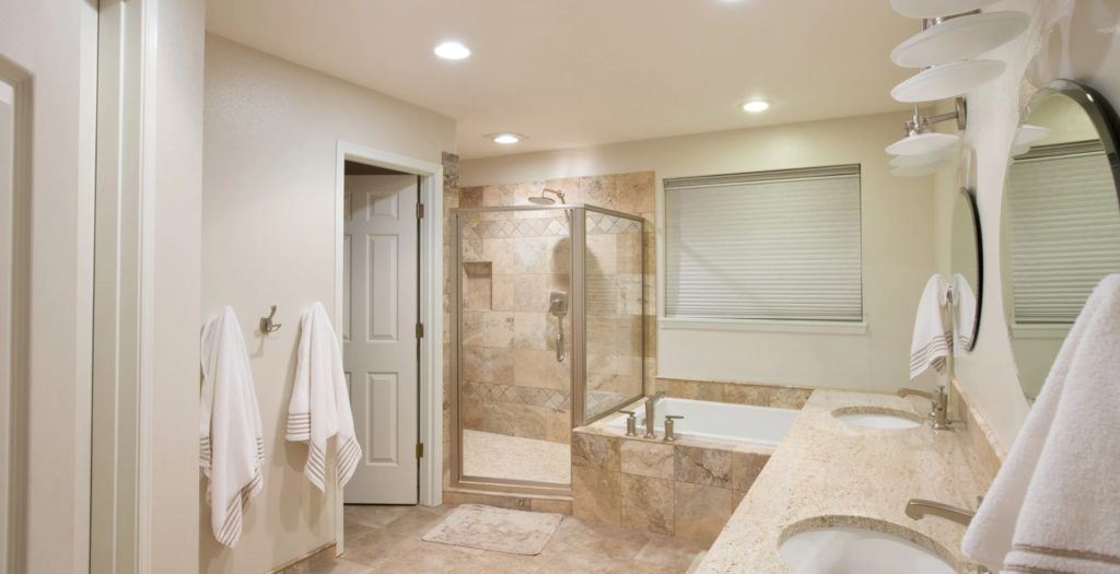 Walk-In Shower vs Bathtub: What's Best for Tampa Homes?